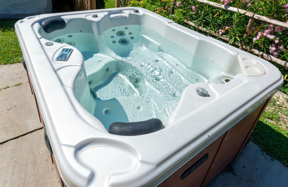 outdoor hottube